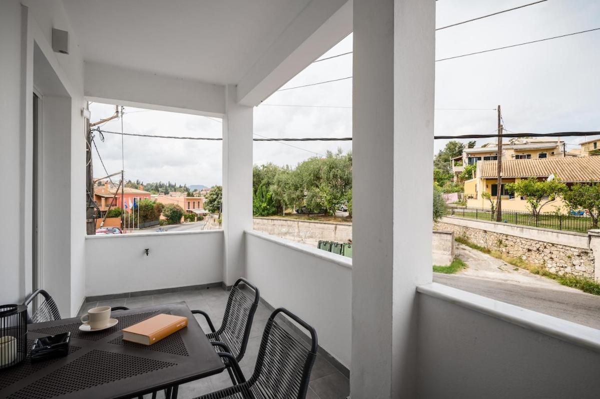 Comme A La Maison * Corfu (city)