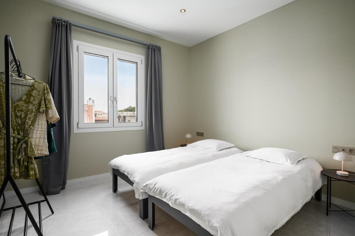 Comme A La Maison Apartment